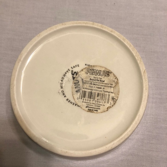 Peanuts Snoopy Ceramic Pet Dish - Picture 5 of 8